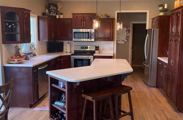 kitchen Cabinet refinishing before